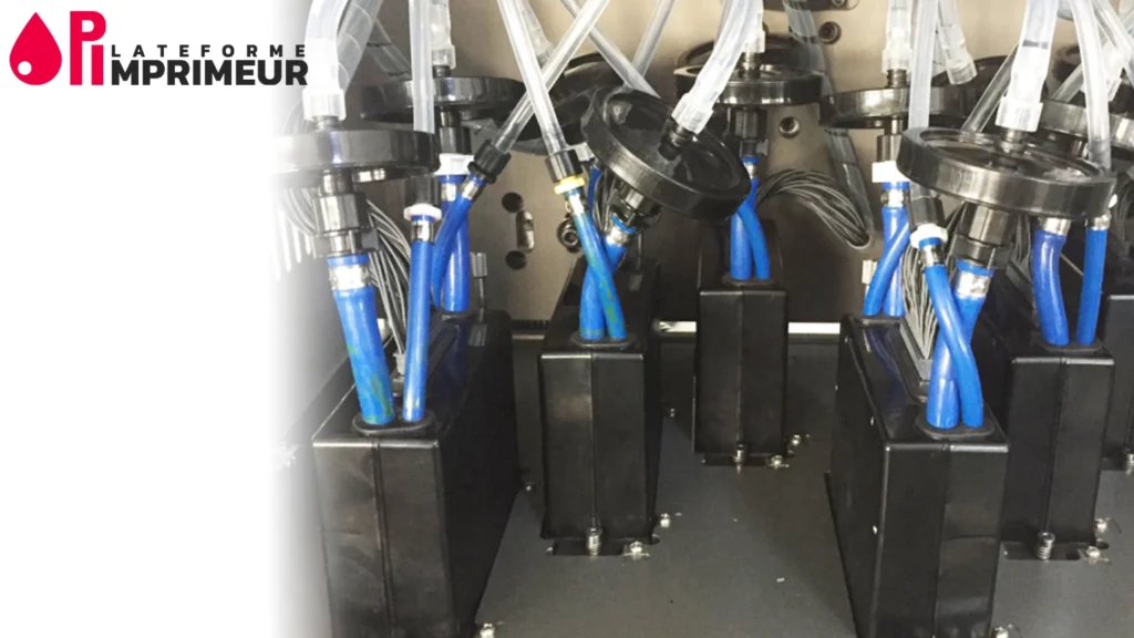 Plateau de têtes à 3 rangées décalées Plateau de 6 têtes d'impression ultra rapides disposées en 2 rangées de 3 têtes pour l'optimisation de dépôt d'encre éco-solvant ou solvant